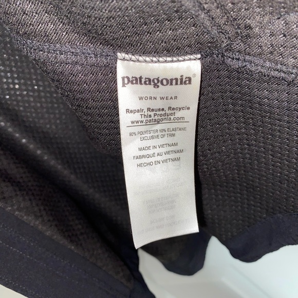 Patagonia Rain Coat - Picture 4 of 4